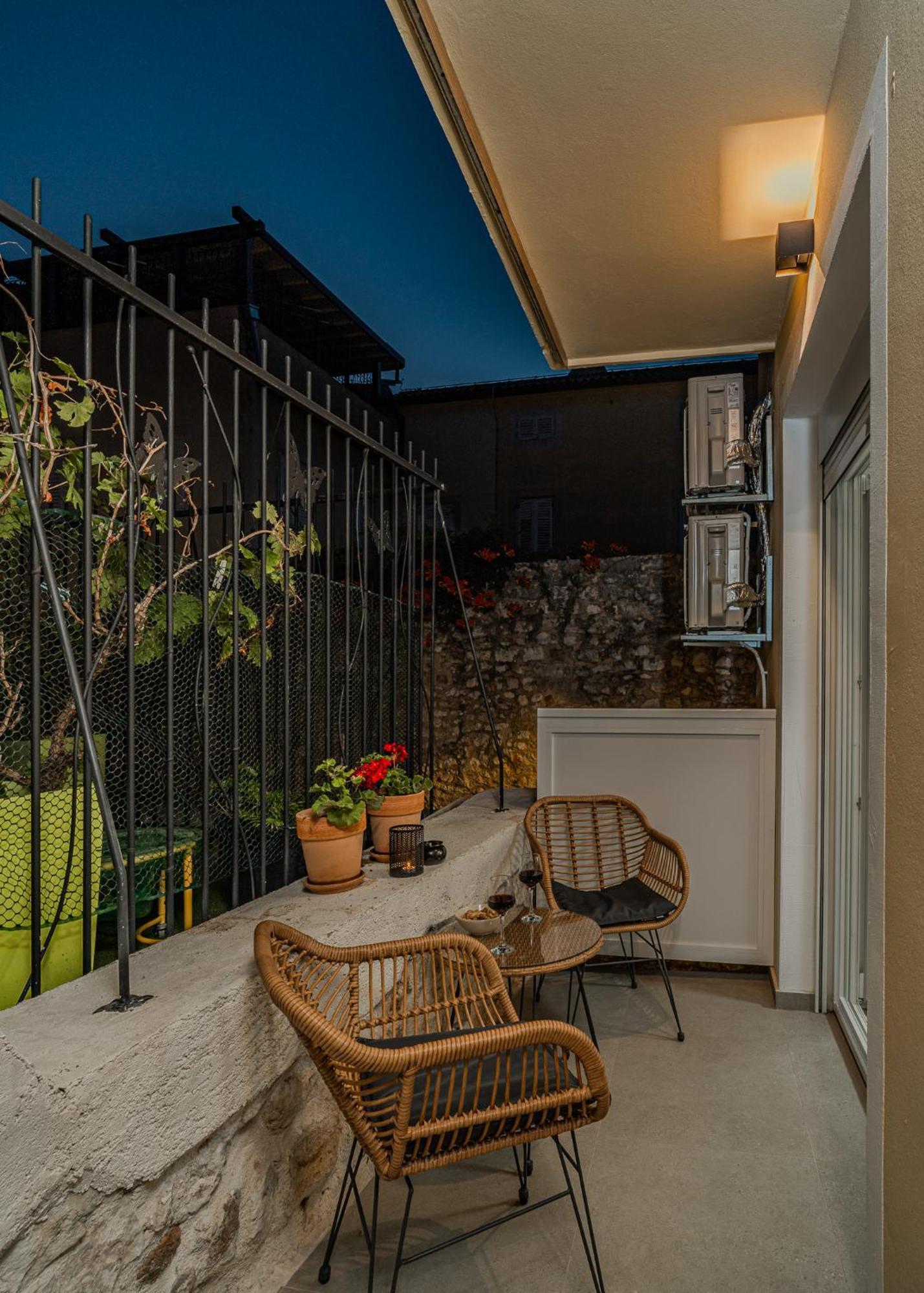 Amaro Luxury Room & Studio Apartman With Balcony Zára Kültér fotó
